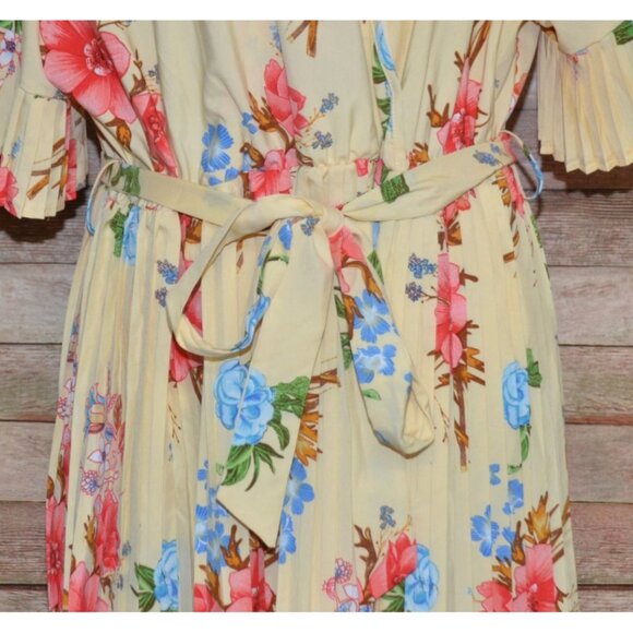 Shein Curve Womens 3XL Butter Yellow Floral Maxi Dress Faux Wrap Cottage Core - Picture 4 of 12